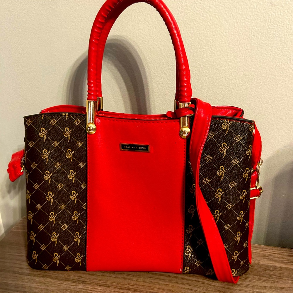 Charles and Keith handbag should bag red/brown excellent‎ condition.